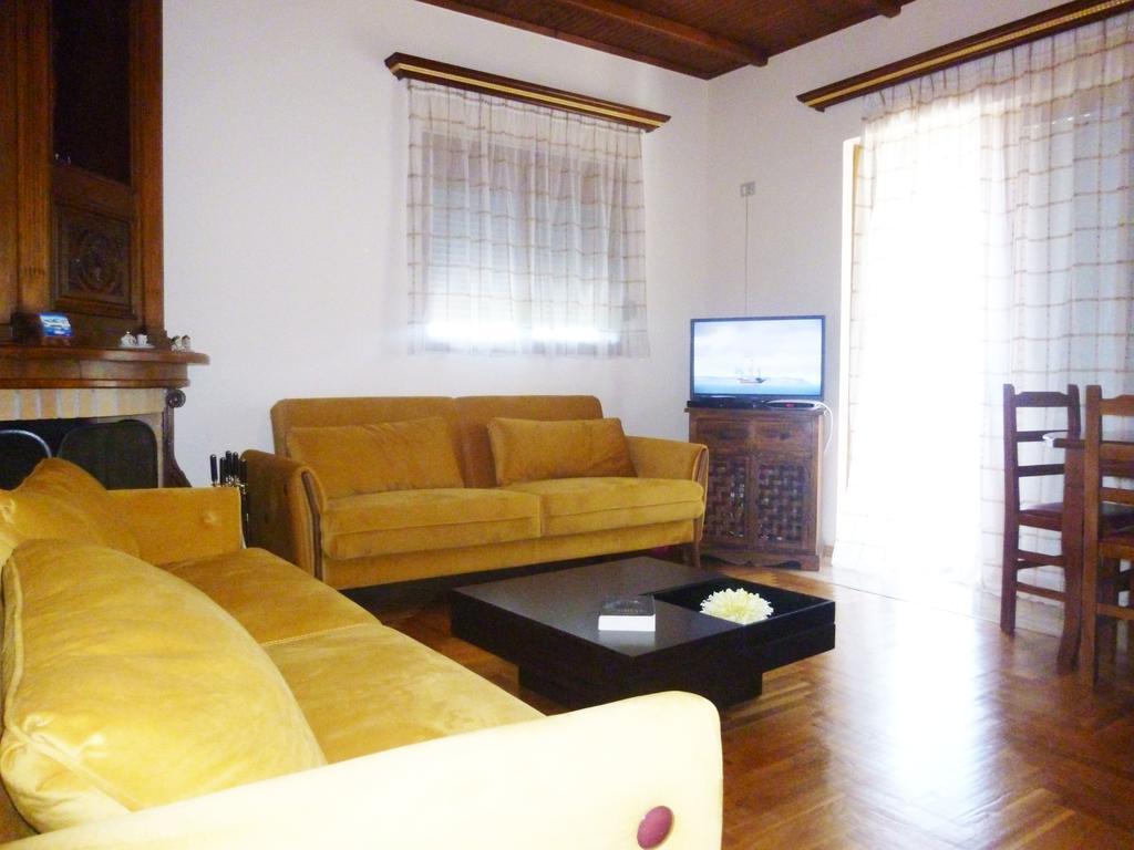 Vila Altini Борш Екстериор снимка