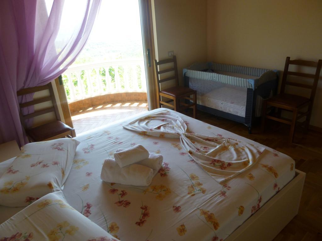 Vila Altini Борш Екстериор снимка