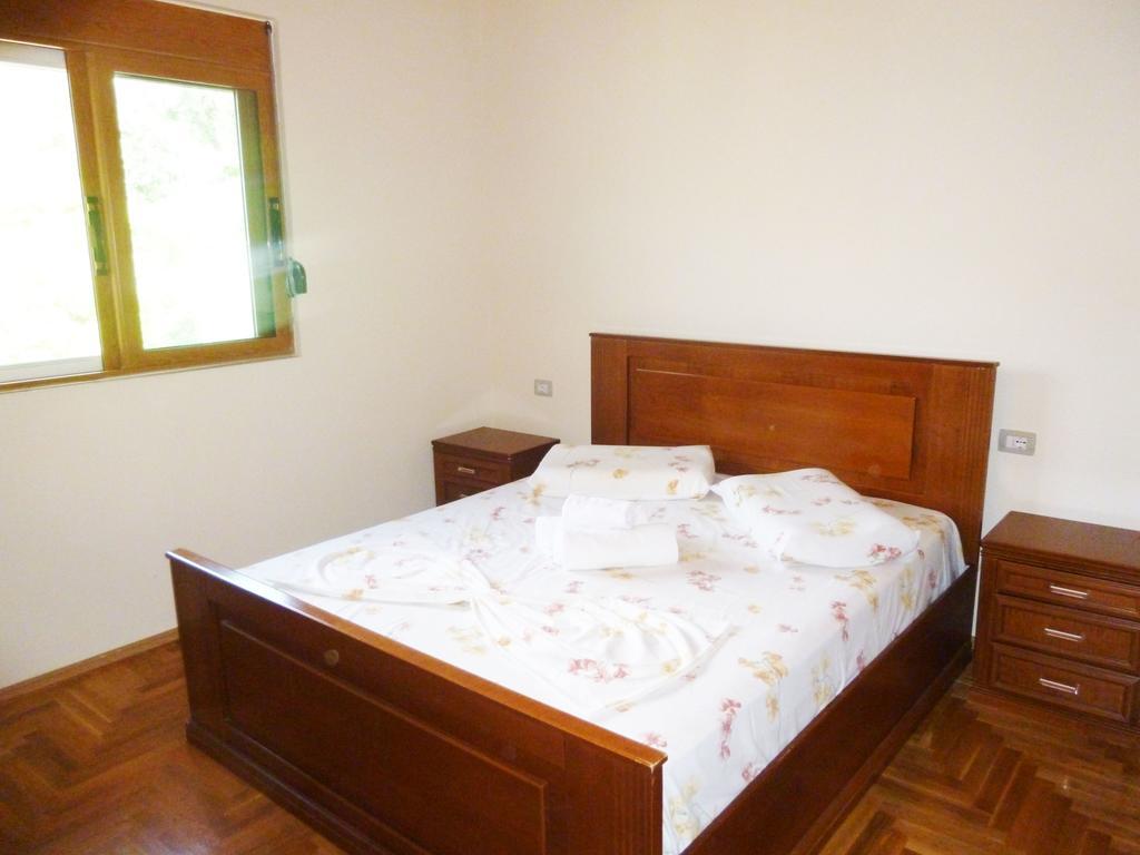 Vila Altini Борш Екстериор снимка